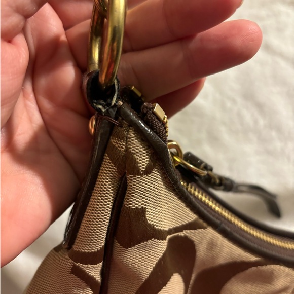 Coach Signature Jacquard fabric with Stripe Brown Front Logo Hobo purse. - Picture 11 of 15